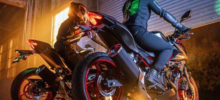 th_24MY_Z500_SE_RD1_ACT__6_